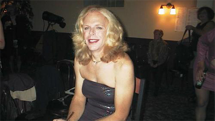 a deslumbrante Robyn Kohler; nos bastidores do Follies; cortesia Miqqi de Gilbert e Fantasia Fair; 17 outubro de 2001.